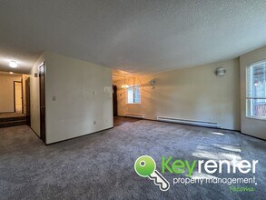 6711 S Monroe St in Tacoma, WA - Building Photo - Building Photo