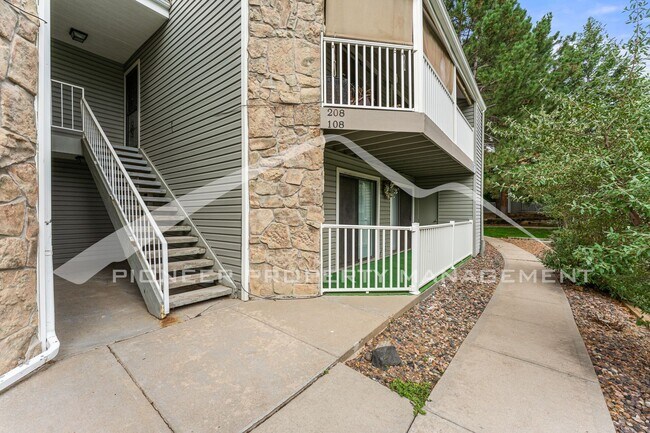 907 S Yampa St in Aurora, CO - Building Photo - Building Photo