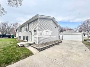 2522 NW 14th St in Ankeny, IA - Building Photo - Building Photo