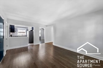 2711 W Berwyn Ave, Unit 1 in Chicago, IL - Foto de edificio - Building Photo