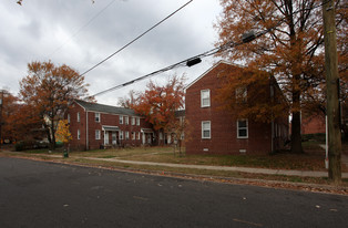 6220-6242 Clay St NE Apartments