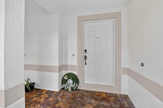 22120 Majestic Woods Way in Boca Raton, FL - Building Photo - Building Photo