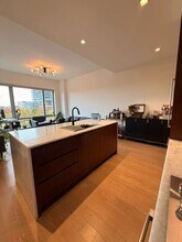 75 Park Ln S, Unit 311 in Jersey City, NJ - Building Photo - Building Photo