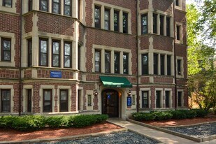 4650 N Paulina St in Chicago, IL - Building Photo