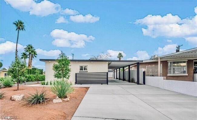 5013 Vermont Ave in Las Vegas, NV - Foto de edificio - Building Photo