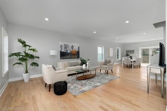 4019 Faith Ln in St. Charles, IL - Building Photo - Building Photo