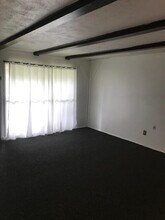 25124 Annapolis St in Dearborn Heights, MI - Building Photo - Building Photo