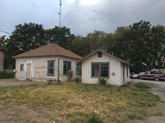 855 Grinnel Avenue in Lovelock, NV - Building Photo - Building Photo