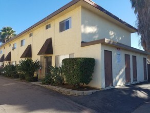 10014 River St in Lakeside, CA - Building Photo - Building Photo