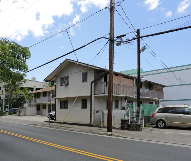 1313 Rycroft St in Honolulu, HI - Building Photo - Building Photo