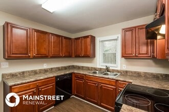 261 Hermer Cir NW in Atlanta, GA - Foto de edificio - Building Photo