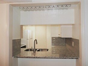 6429 Bayou Glen Rd in Houston, TX - Building Photo - Building Photo