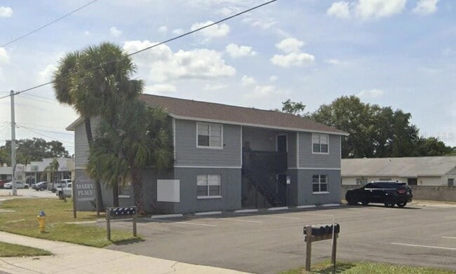 property at 5717 S Dale Mabry Hwy