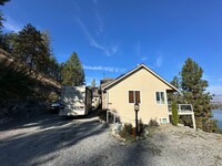 7371 Ridgeview Dr in Chelan, WA - Foto de edificio - Building Photo