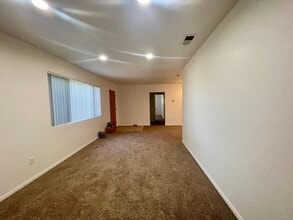 1347 Hillcrest Dr in Alpine, CA - Building Photo - Building Photo