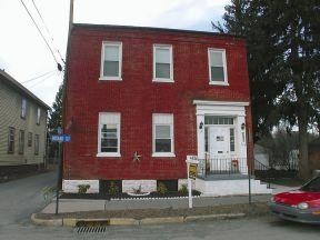 144 Broad St in Hollidaysburg, PA - Building Photo - Building Photo