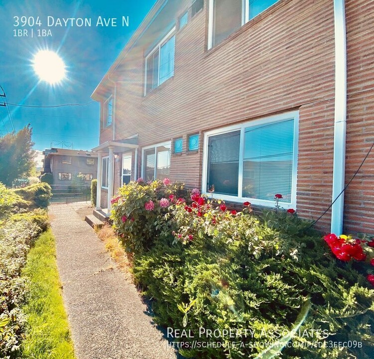 3904 Dayton Ave N in Seattle, WA - Building Photo