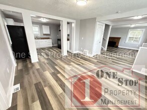 2311 E 73rd St in Kansas City, MO - Building Photo - Building Photo