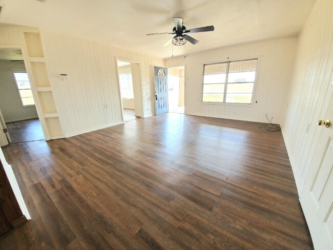 property at 615 FM 1466