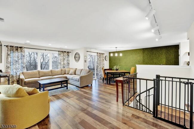 property at 1 Purgatory Ct