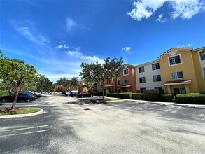 6768 Heritage Grande in Boynton Beach, FL - Building Photo - Building Photo
