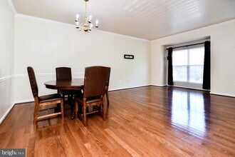 2713 Yancey Ln in Glenarden, MD - Foto de edificio - Building Photo