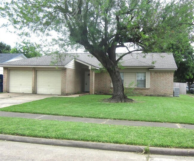 property at 17907 Fieldglen Dr