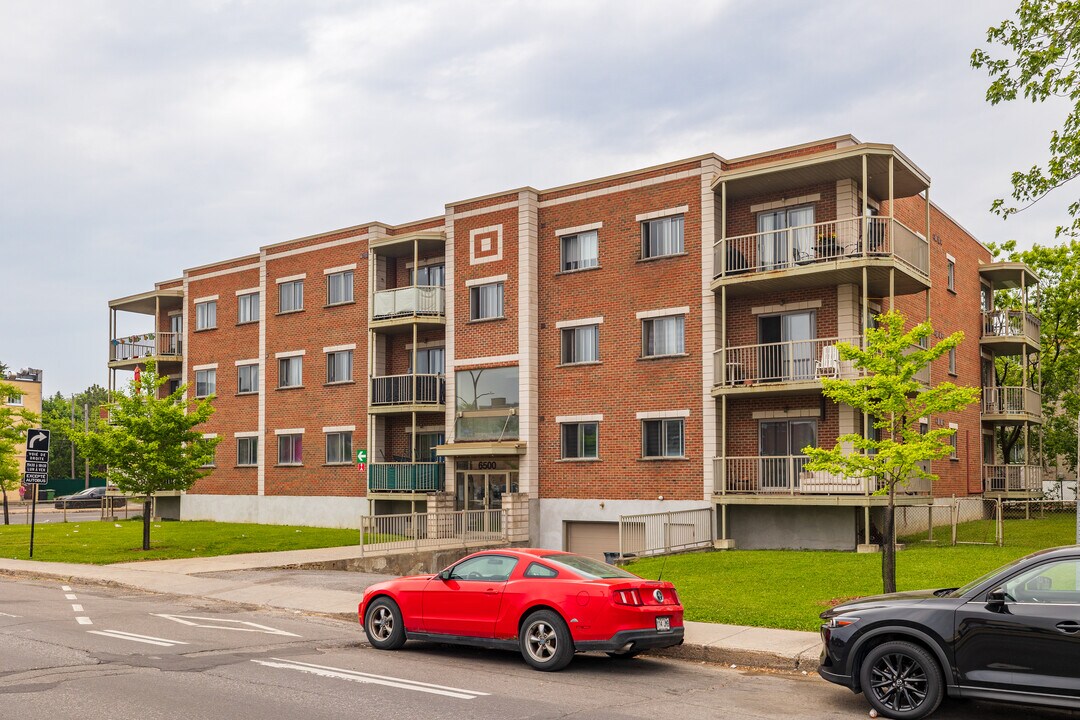 6500 Léger Boul in Montréal, QC - Building Photo