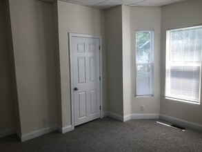 101 Boston Ave, Unit #1 in Medford, MA - Building Photo - Building Photo