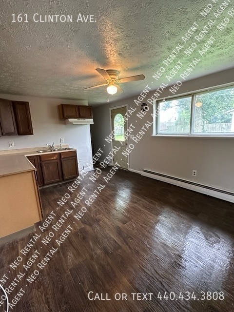 161 Clinton Ave in Elyria, OH - Building Photo - Building Photo
