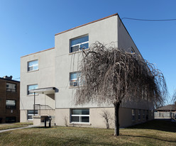 2422 Keele St Apartments