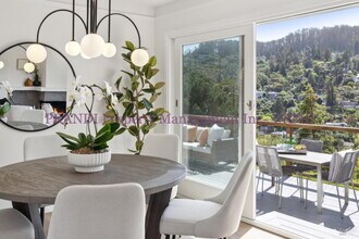 880 Chamberlain Ct in Mill Valley, CA - Building Photo - Building Photo