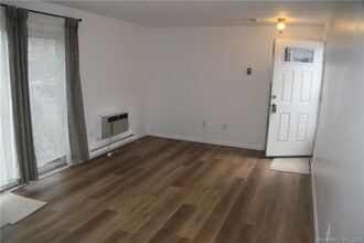15 -2 Kent Ct in Ashford, CT - Building Photo - Building Photo