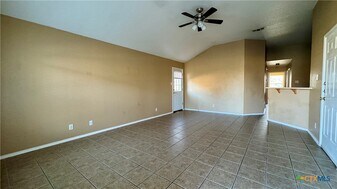 212 Dale Earnhardt Dr in Harker Heights, TX - Building Photo