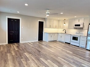 2311 Avenue O in Galveston, TX - Building Photo - Building Photo