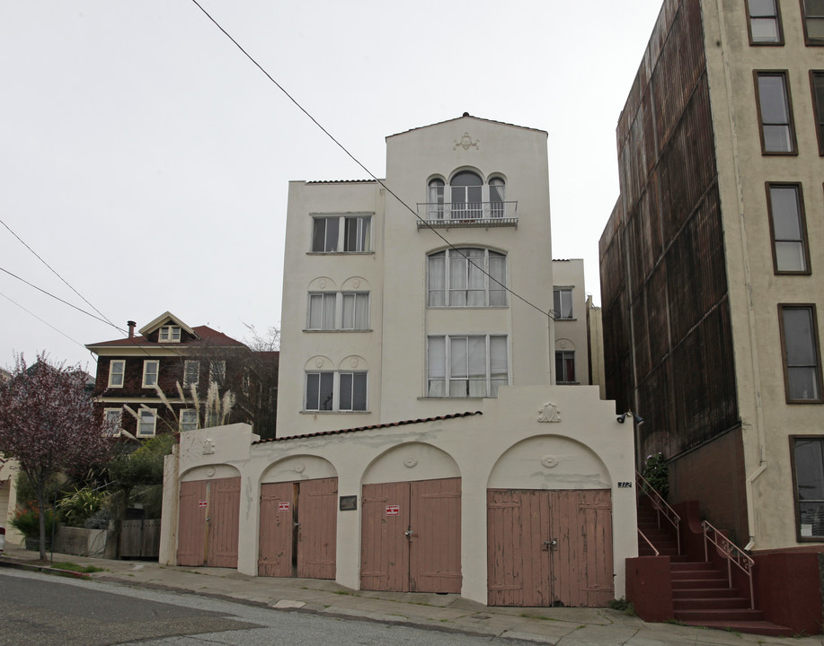 312 Wayne Ave in Oakland, CA - Building Photo