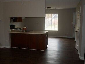 2531 Bristol Cove in Horn Lake, MS - Building Photo - Building Photo