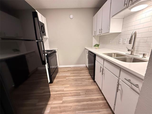 629 Central Ave in Newark, TX - Foto de edificio - Building Photo