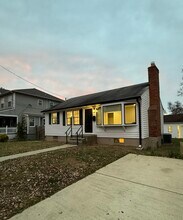 9809 Montauk Ave in Bethesda, MD - Building Photo - Building Photo
