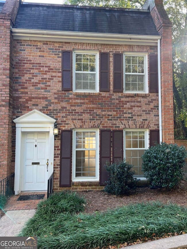 property at 315 S Pope St