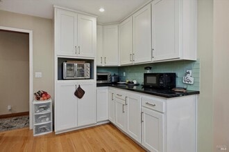 1513 Foothill Blvd in Calistoga, CA - Building Photo - Building Photo