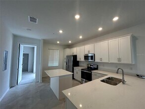 12240 Wellen Golf St in Venice, FL - Building Photo - Building Photo