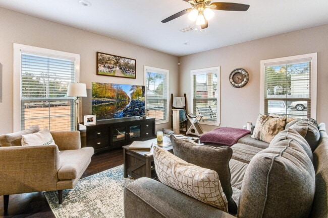 724 S N St in Pensacola, FL - Building Photo - Building Photo