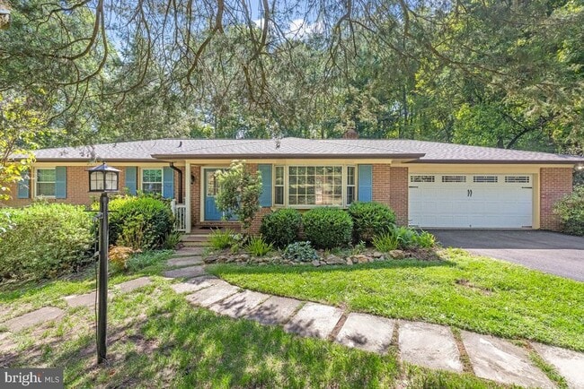 property at 39225 Foxhill Rd