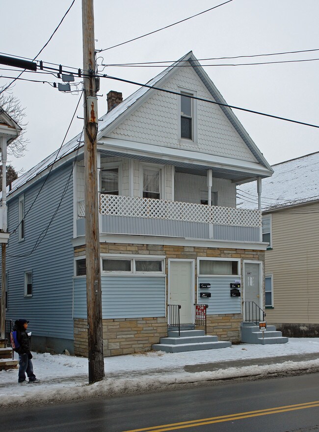 847 Eastern Ave in Schenectady, NY - Building Photo - Building Photo