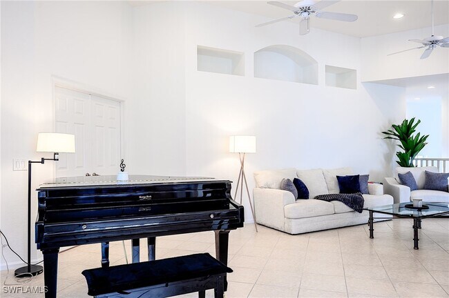 property at 7127 Blue Juniper Ct