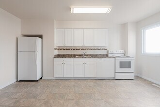 Rivervalley Townhomes in Edmonton, AB - Building Photo - Building Photo