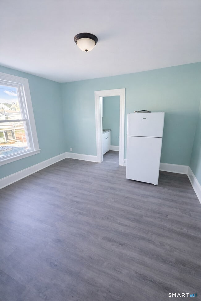 21 Pearl St in Torrington, CT - Building Photo - Building Photo