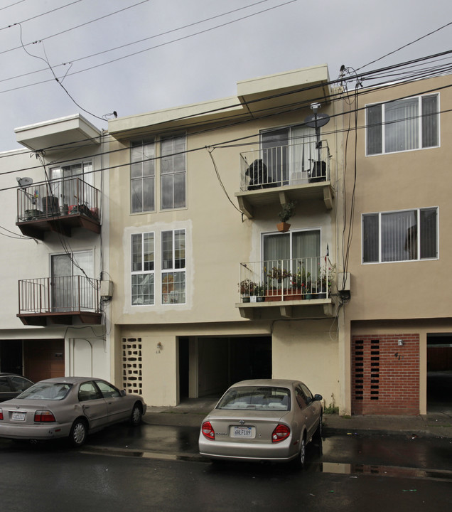 414 91st St in Daly City, CA - Building Photo