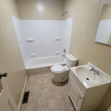 802 Waldemere Ave in Indianapolis, IN - Building Photo - Building Photo